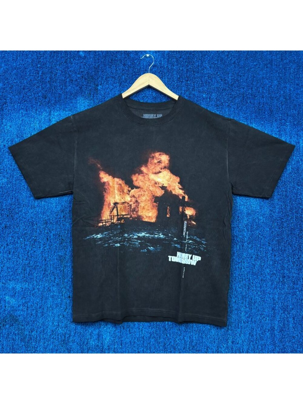 The Weeknd Hurry Up Tomorrow Album Graphic Rap Tee size Large